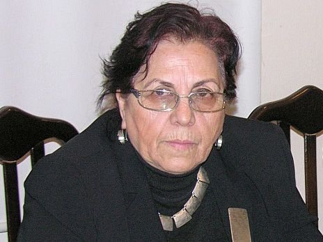 Novella Cəfəroğlu: “Siqareti tərgidə bilmirəm”