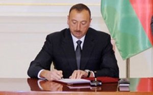 İlham Əliyev ard-arda 5 sərəncam imzaladı