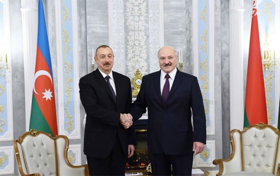İlham Əliyev Lukaşenkoya zəng etdi