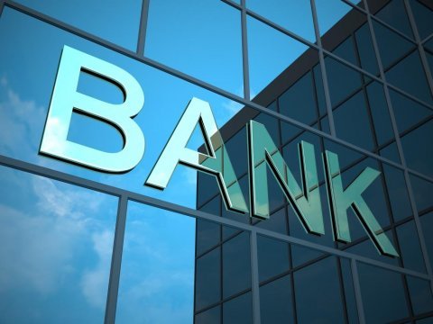 13 bankın kredit portfeli azalıb